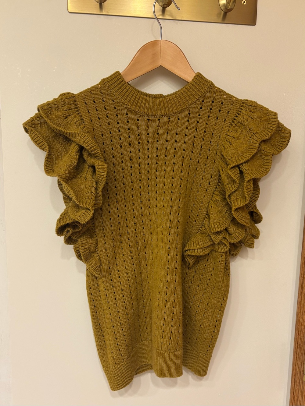 Who What Wear Olive Green Ruffle Sleeve Knit Top